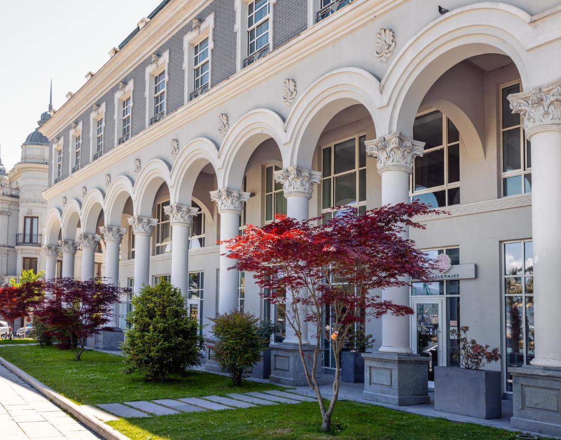 Le Port Boutique Apart Hotel 바투미 외부 사진